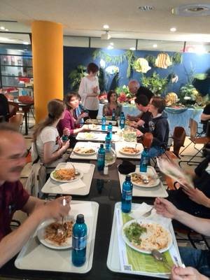 Spagettiessen vor dem Ansturm der Besucher