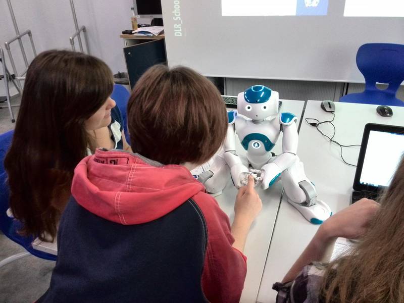 Der Roboter NAO im DLR_School_Lab Berlin DLR School_Lab
